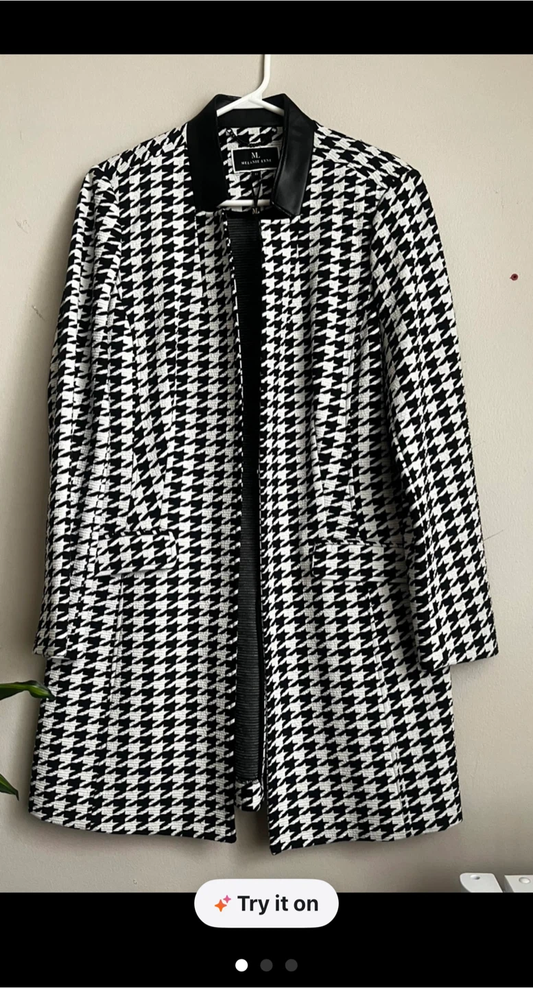 Melanie Lyne Houndstooth Blazer with Faux Leather Collar