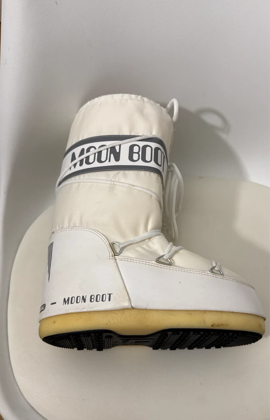 Moon Boot White Snow Boots - photo 2