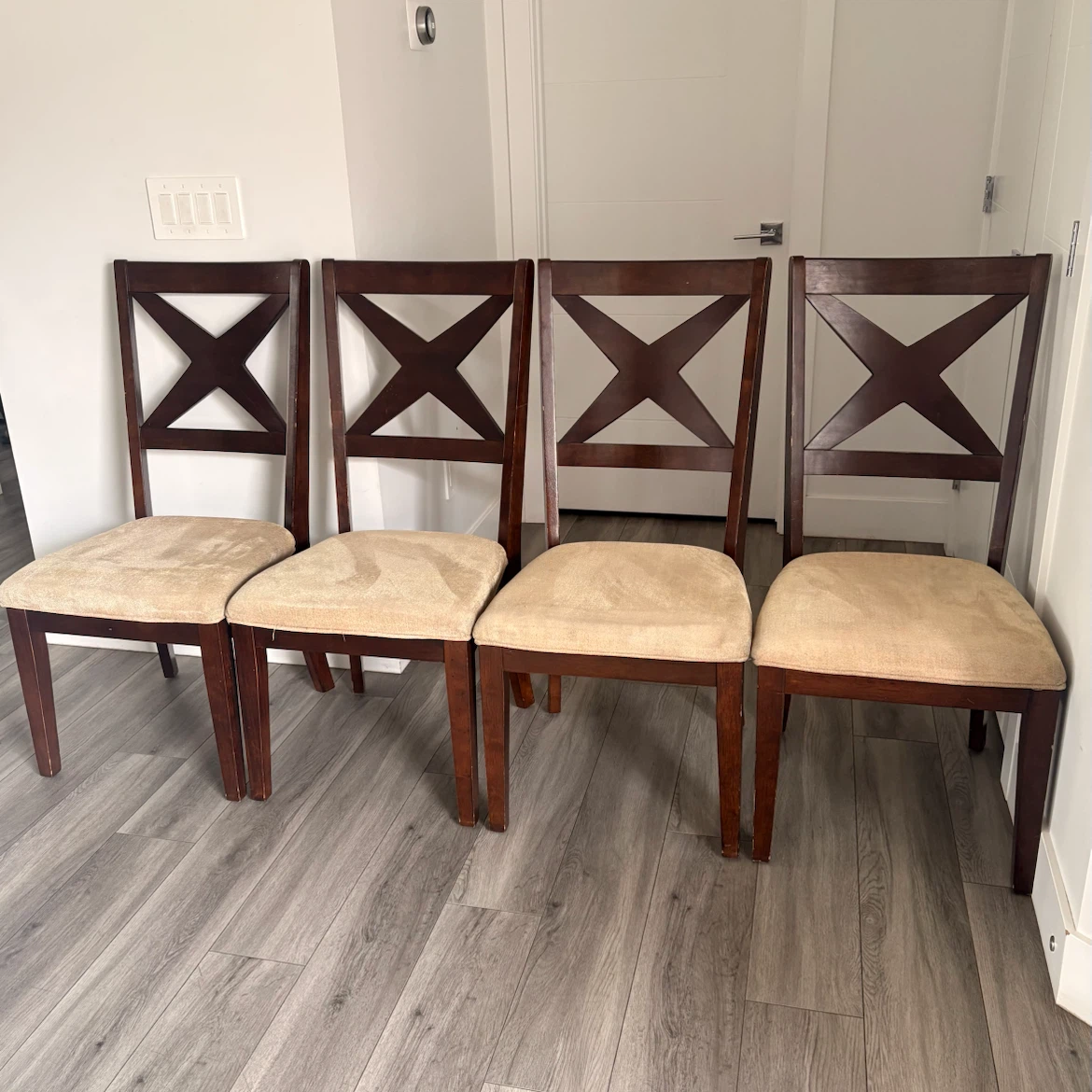 4 Dining Chairs - photo 2