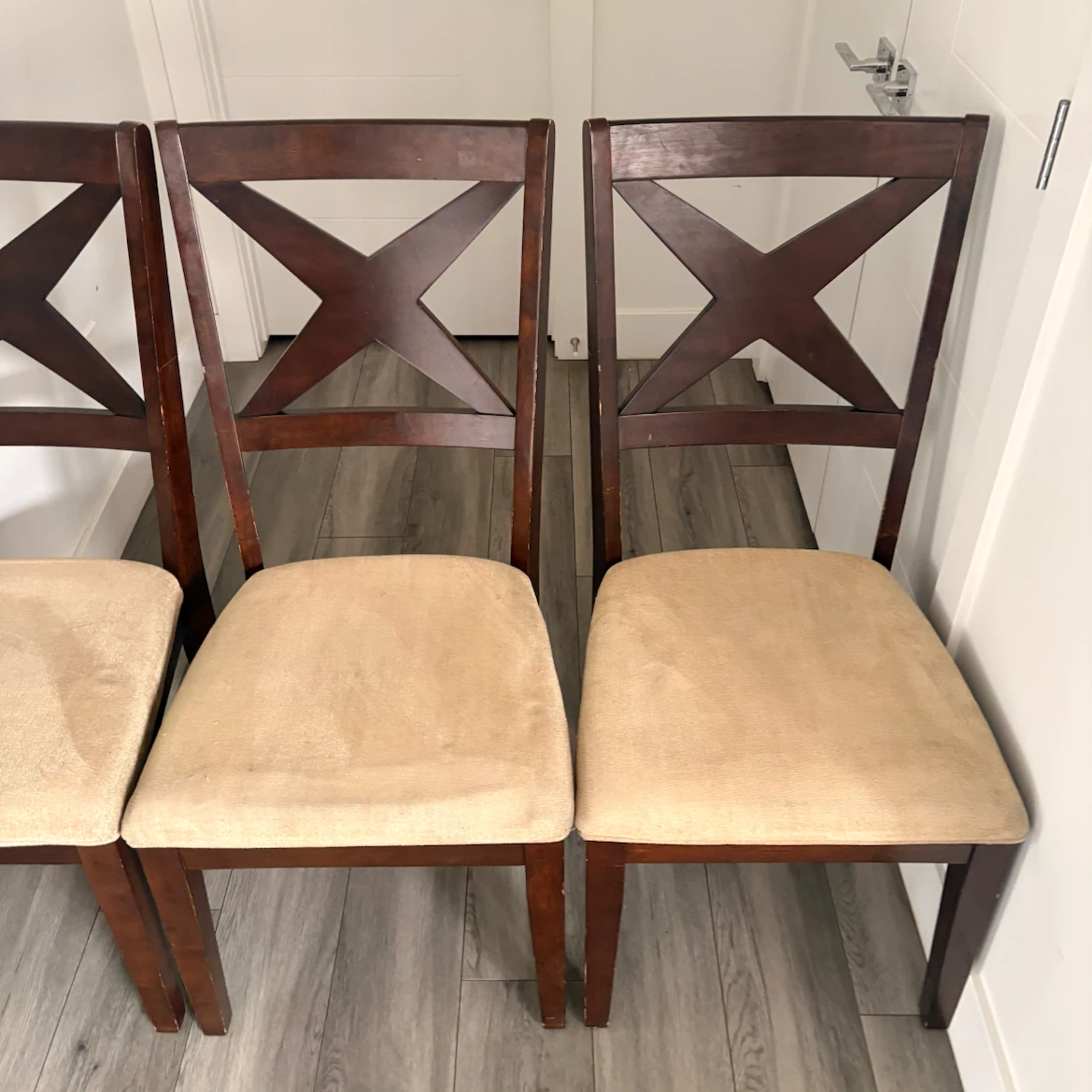 4 Dining Chairs - photo 3