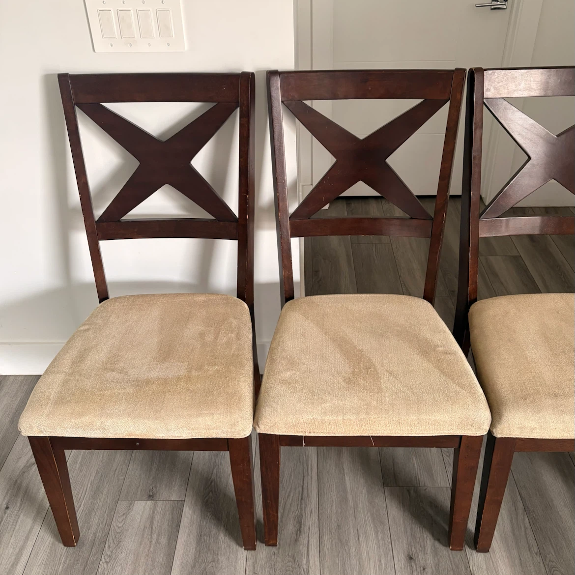 4 Dining Chairs - photo 4