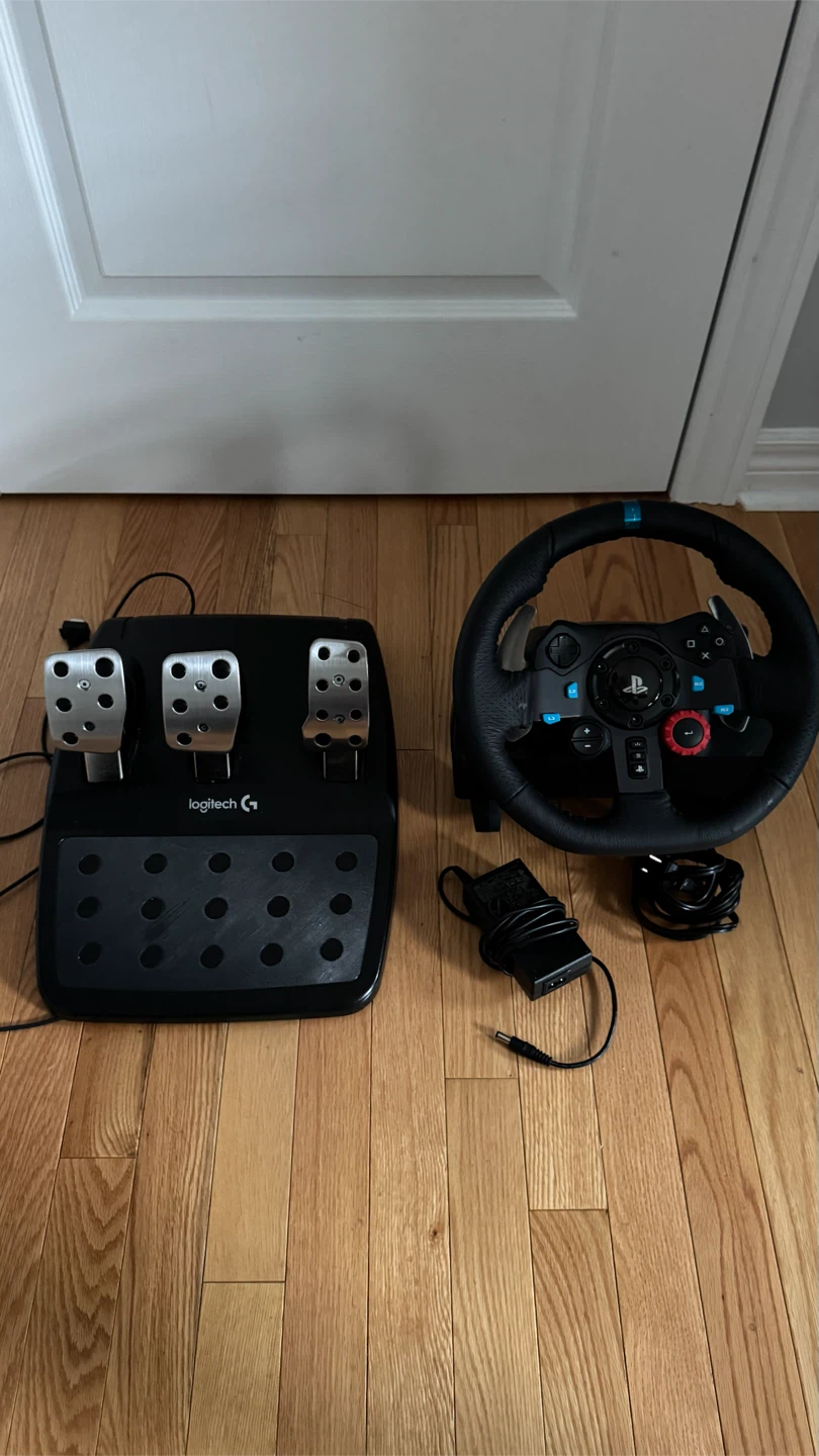 Logitech G29 Driving Force Racing Wheel and Pedals for PS4/PS5 - photo 5