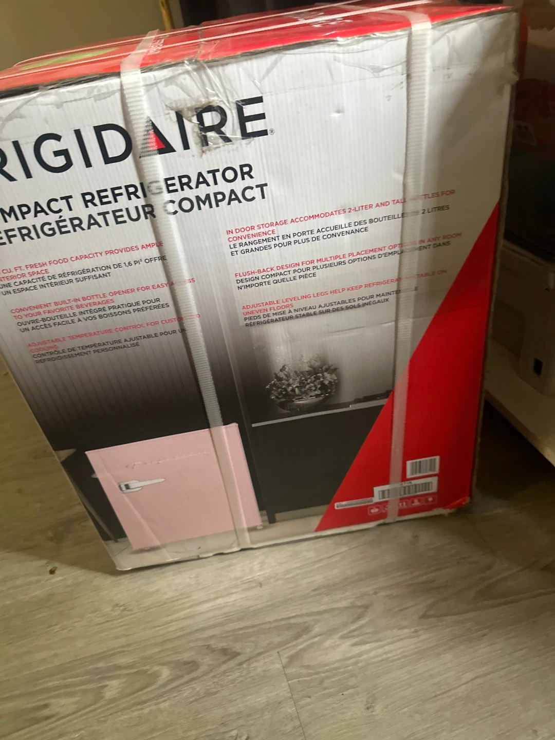 Frigidaire Pink Compact Refrigerator 1.6 Cu. Ft. - photo 2