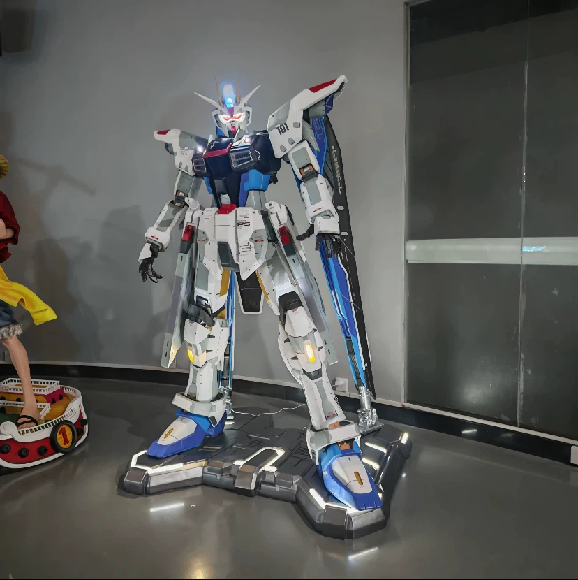 Gundam Freedom Statue