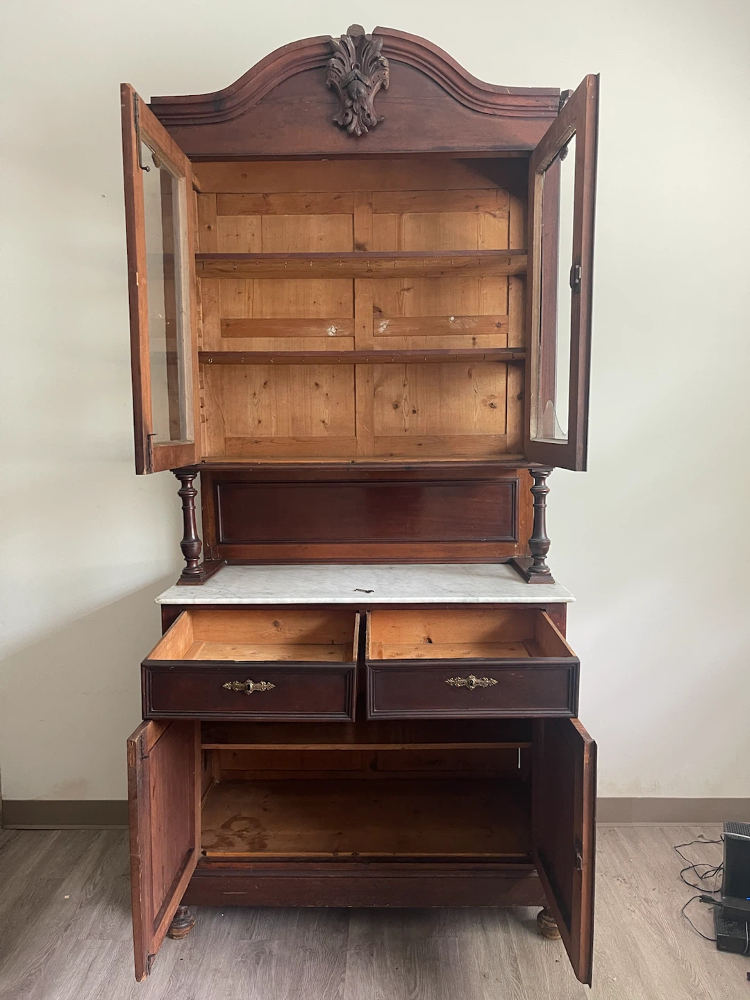 Antique 19th-century French buffet (buffet à deux corps) - photo 3