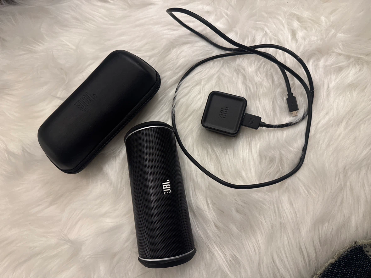 JBL Portable Speaker with Case and Charger