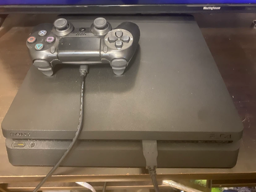 PlayStation 4 Slim Console with spider-man Game - photo 2