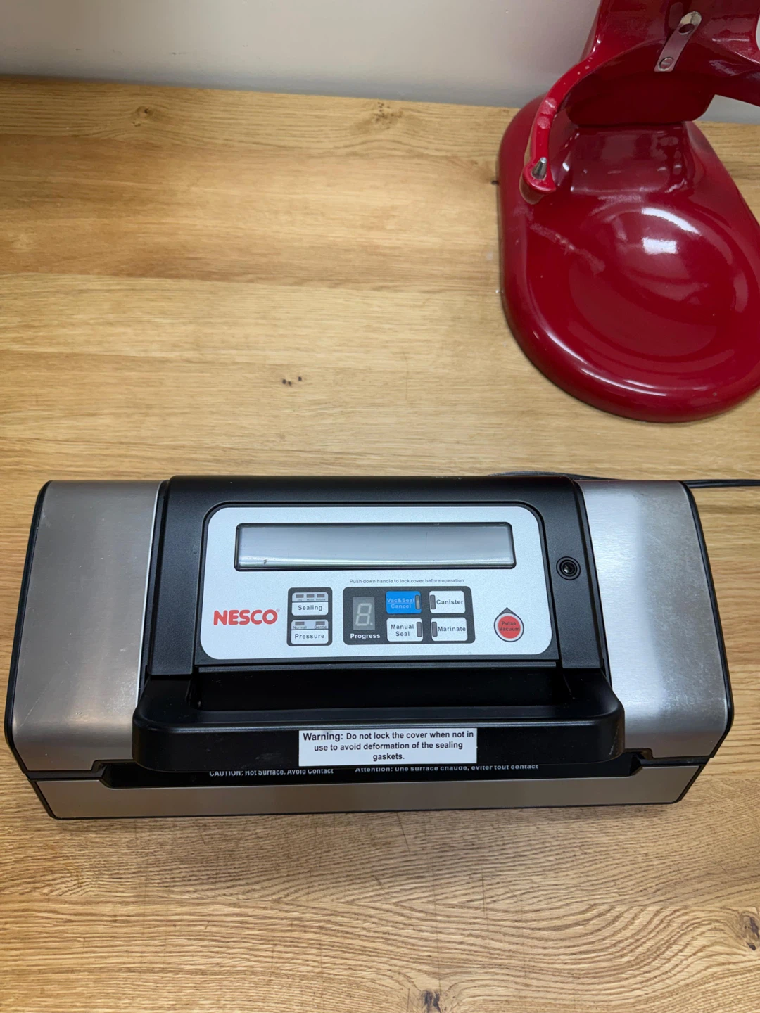 NESCO Vacuum Sealer
