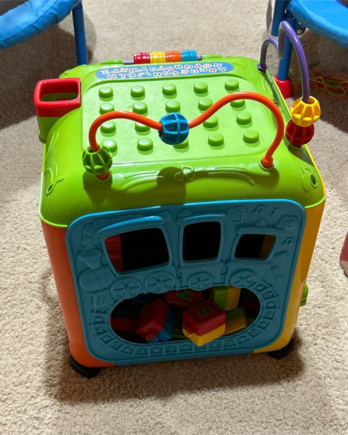 VTech Ultimate Alphabet Activity Cube - photo 2