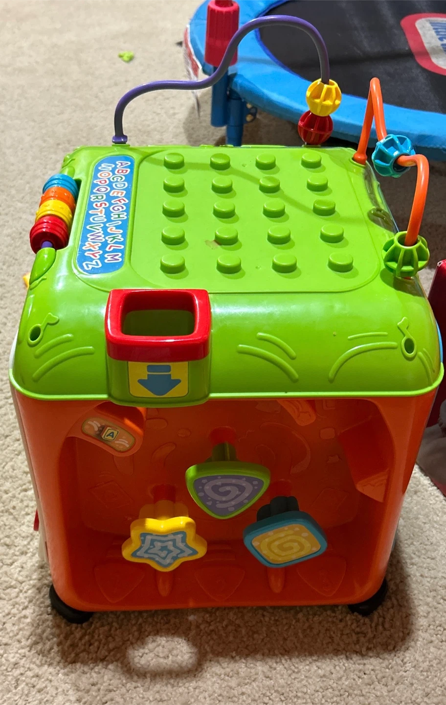 VTech Ultimate Alphabet Activity Cube - photo 4