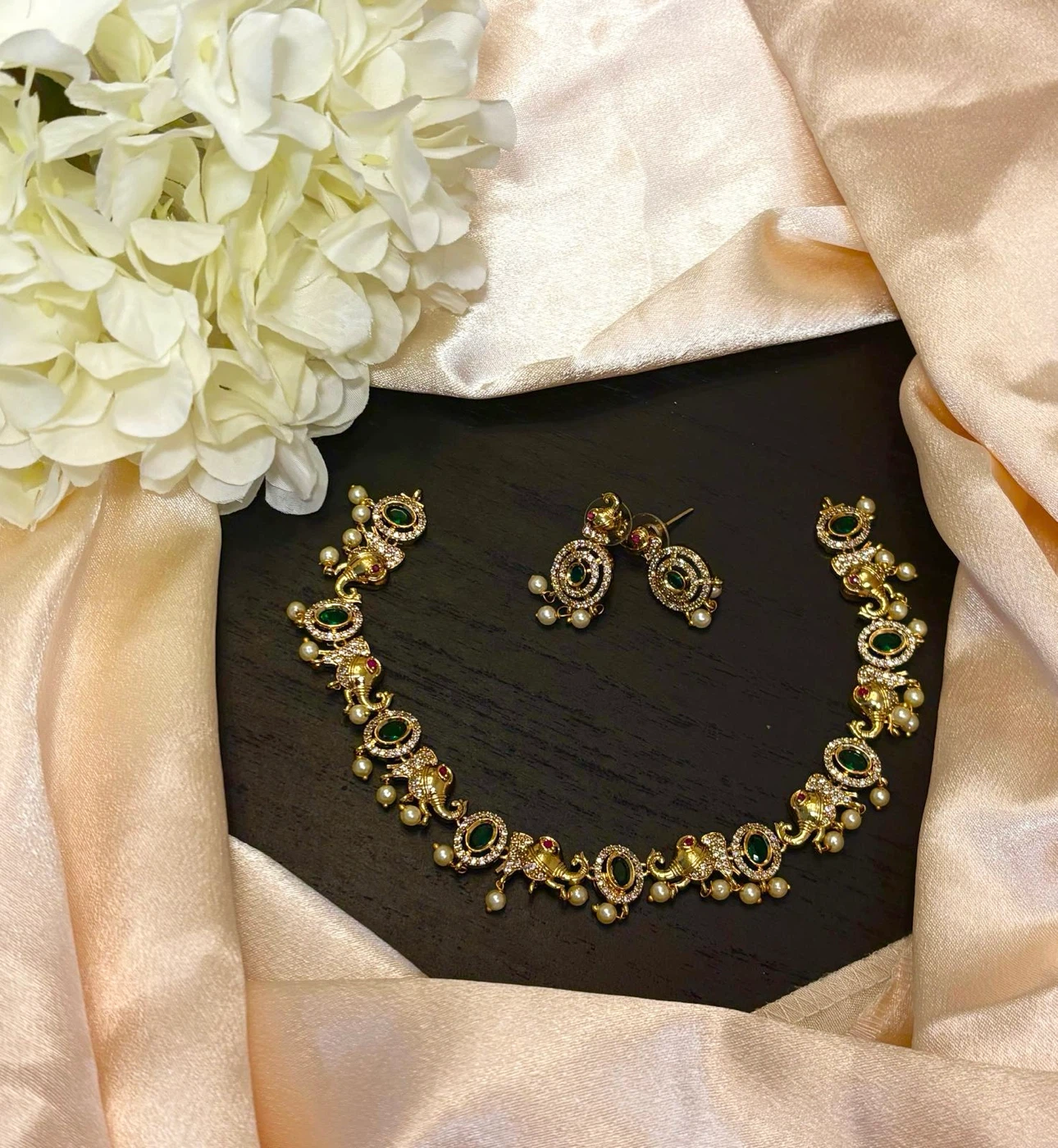 Necklace Set- BRAND NEW!!!