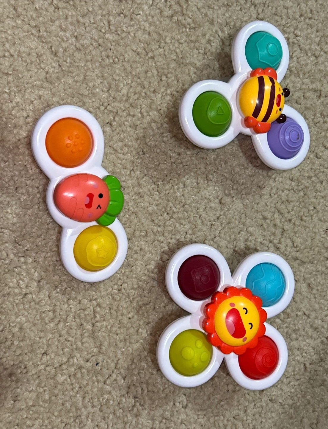 Set of 3 Fidget Spinners with Poppers