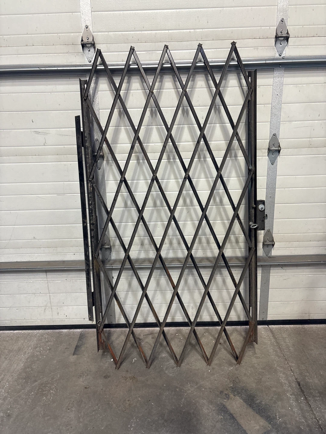 Accordion Security Gate