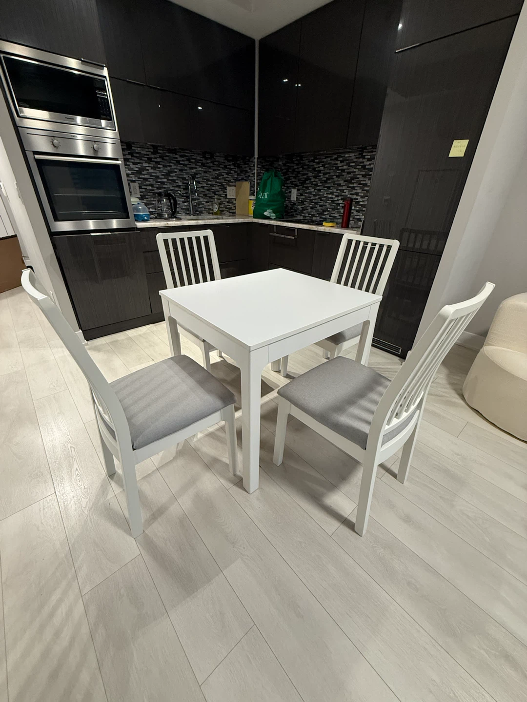 IKEA EKEDALEN Table and 4 Chairs - photo 2