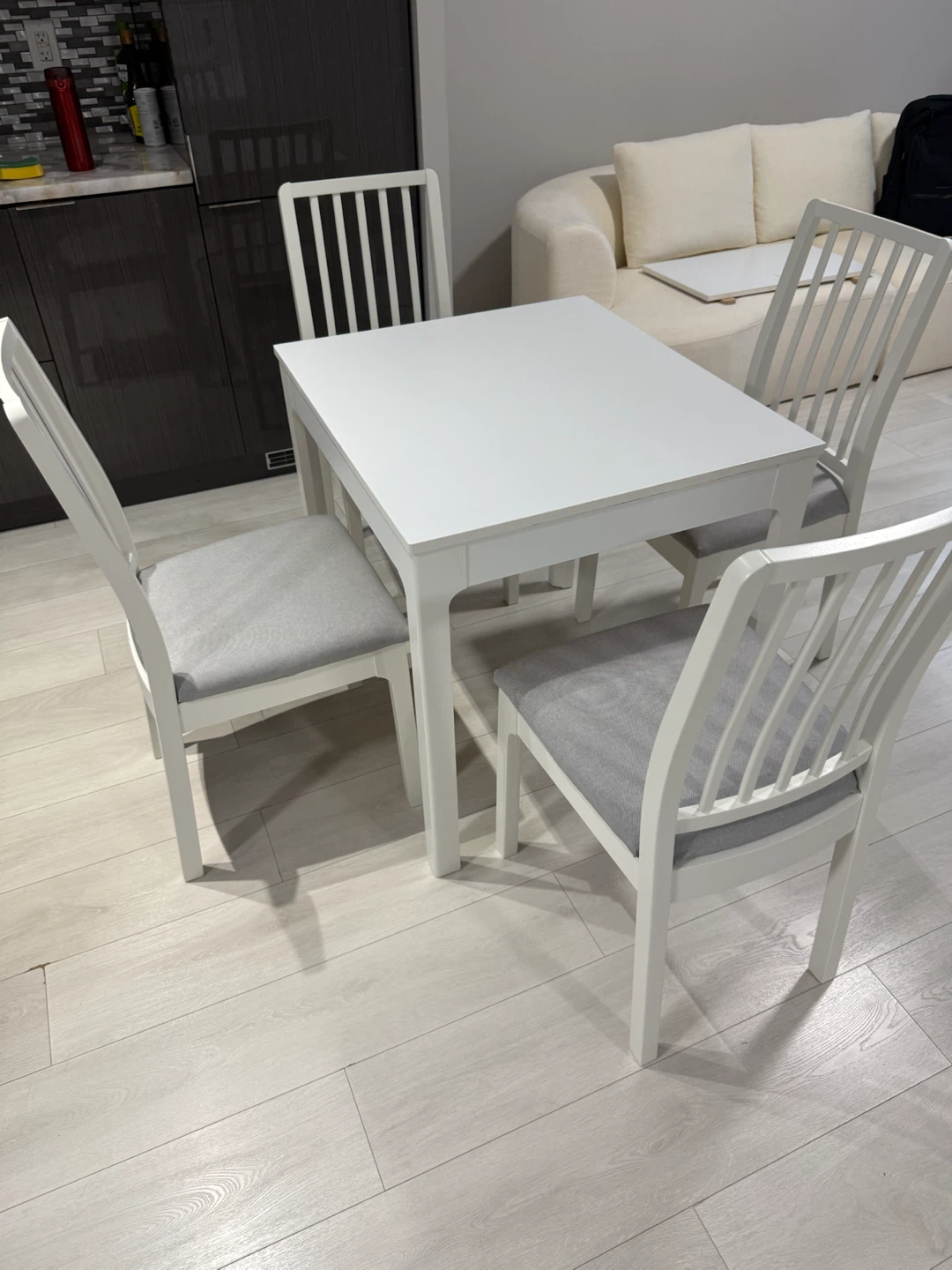 IKEA EKEDALEN Table and 4 Chairs - photo 3