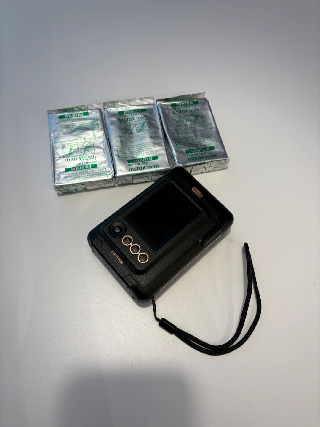 Fujifilm Instax Mini LiPlay Camera with 3 Film Packs - photo 3