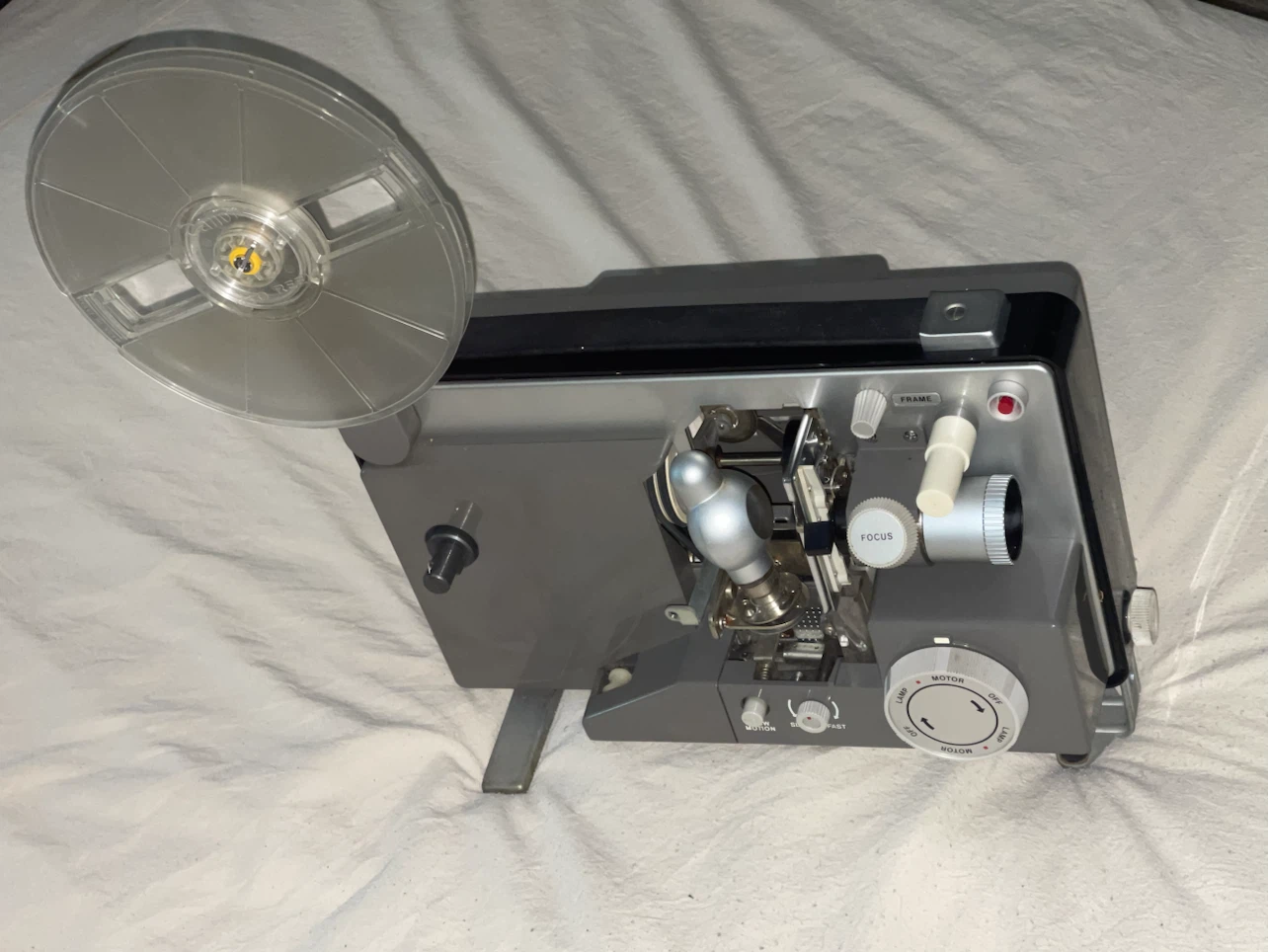 Canon S-400 Film Projector $25 - photo 2