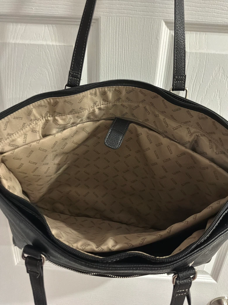 Roots Black Tote Bag - photo 5