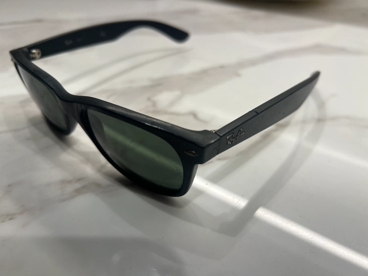 Ray-Ban Wayfarer Sunglasses - photo 2