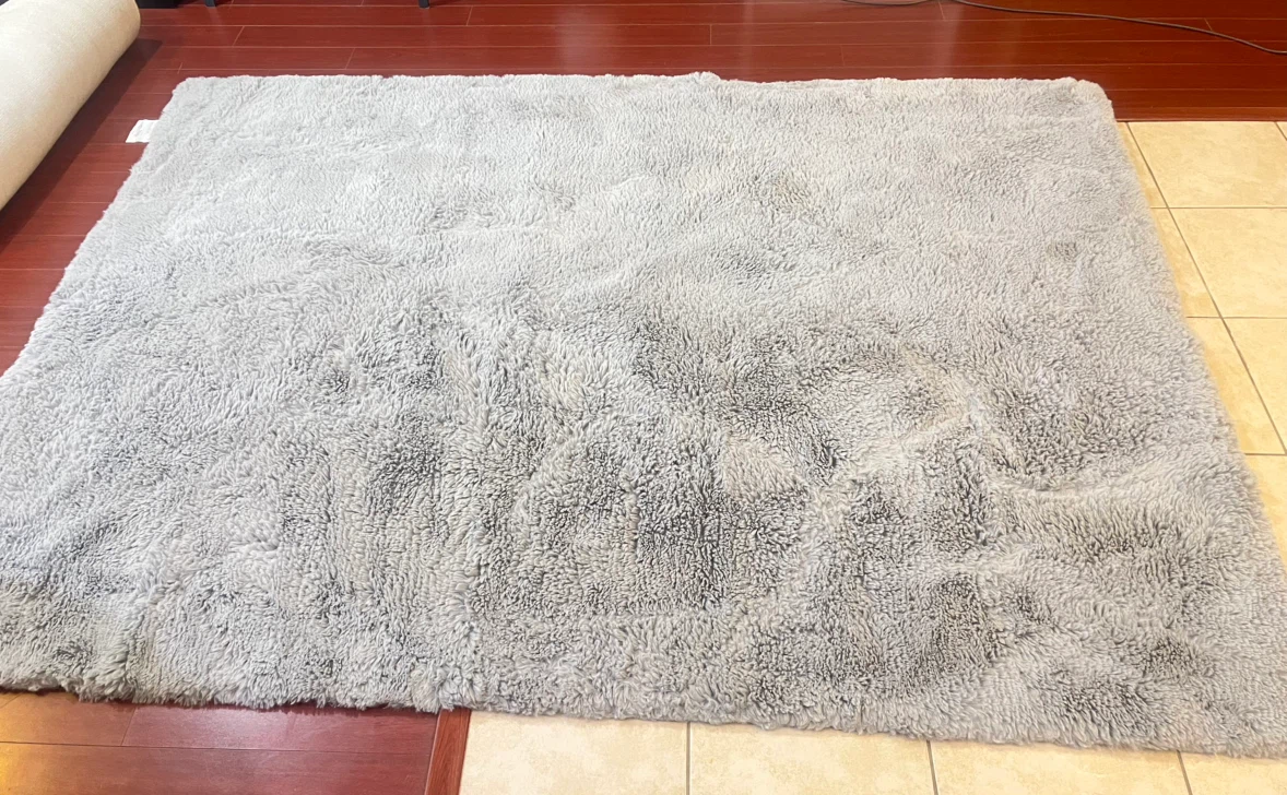Faux Fur Decorative Area Rug - photo 2