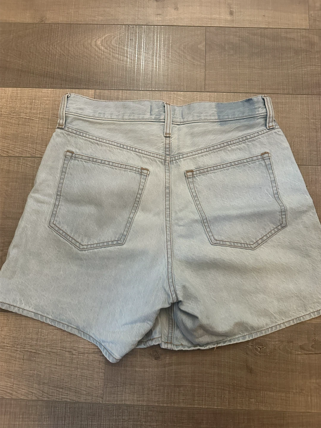 Abercrombie & Fitch High Rise Loose Shorts Size 28 - photo 3