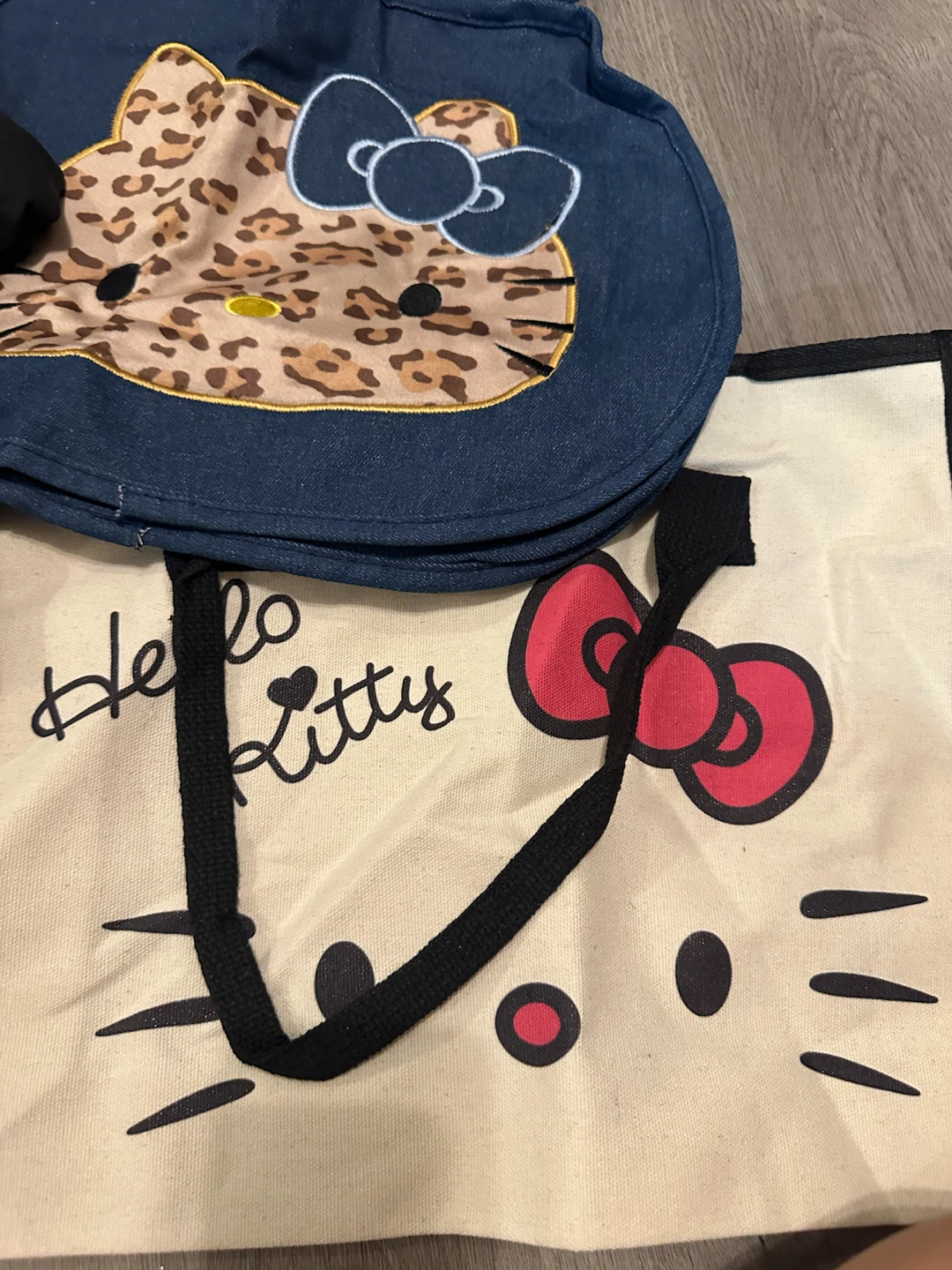 Brand New Women’s Bundle – YZY GAP + Hello Kitty + ASICS - photo 3