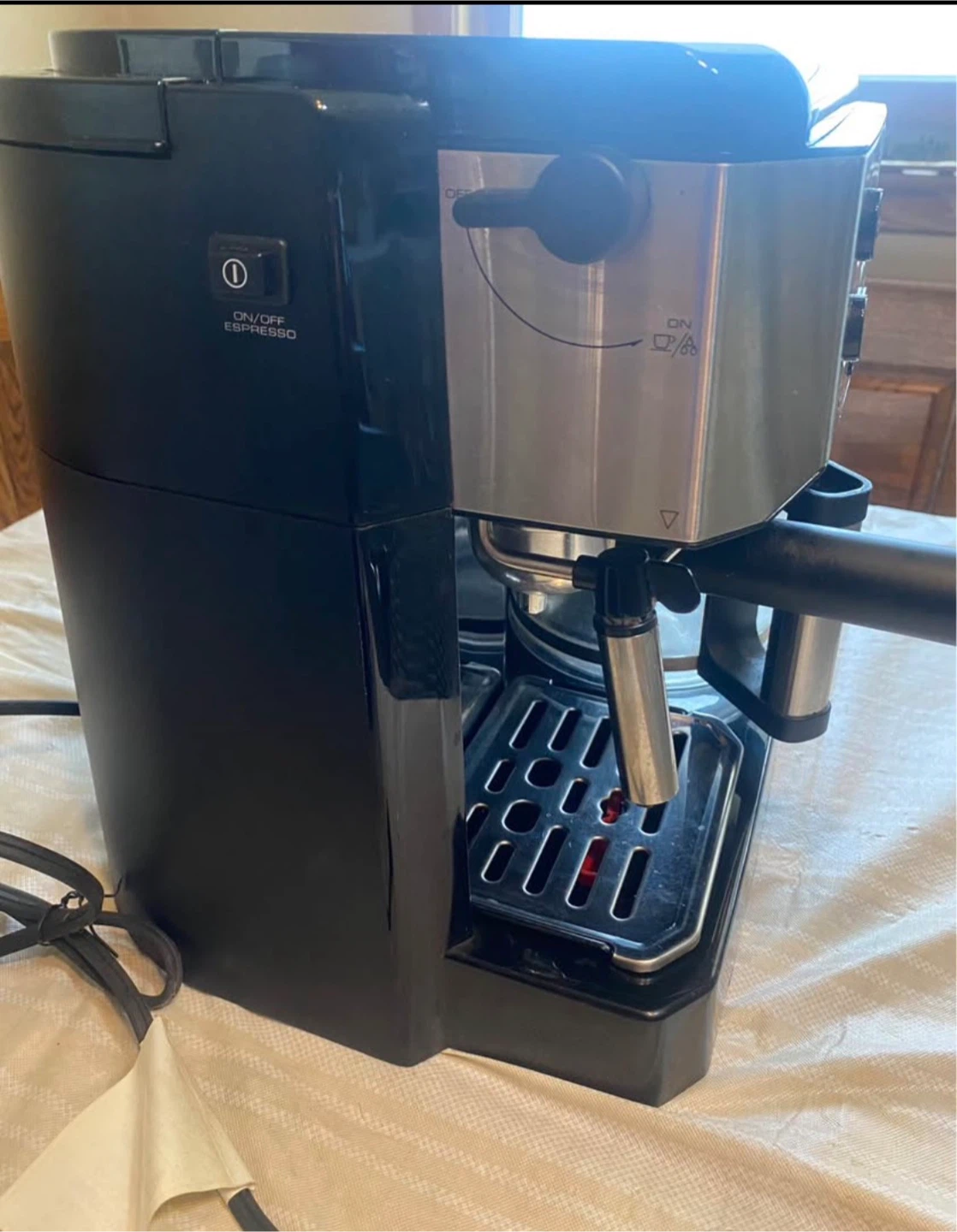 DeLonghi Coffee and Espresso Machine - photo 2