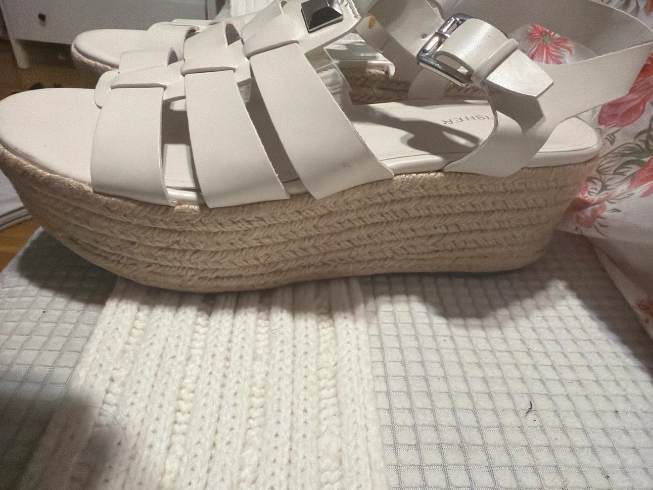 Marc Fisher White Wedge Sandals - photo 2