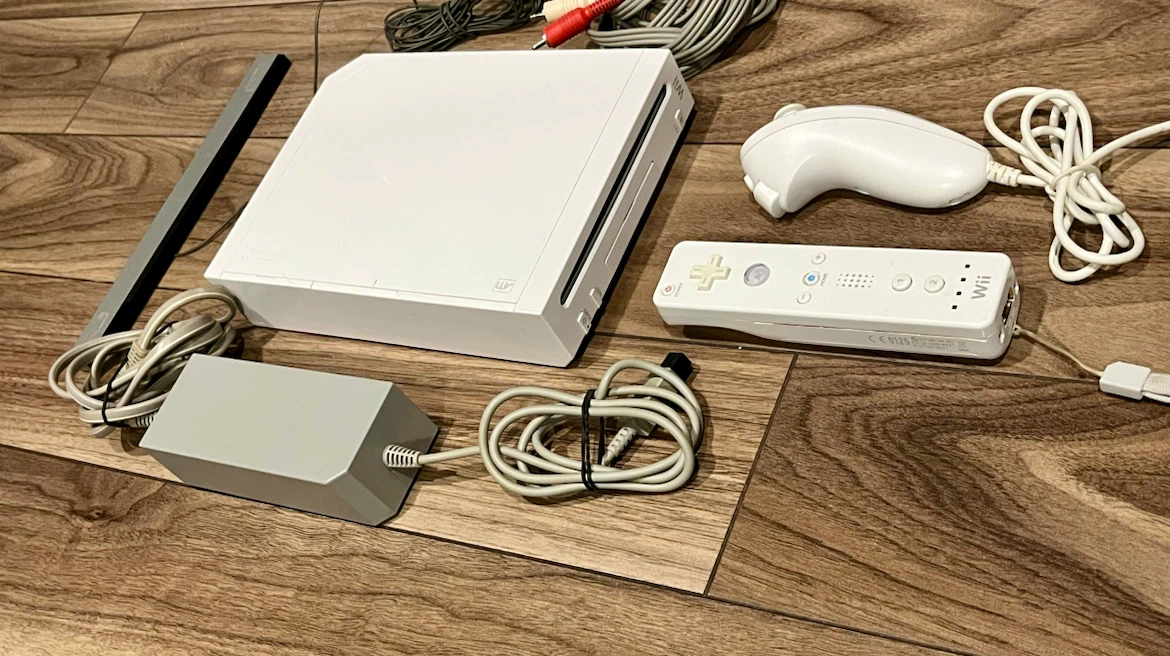 Nintendo Wii Console Complete Setup - photo 3