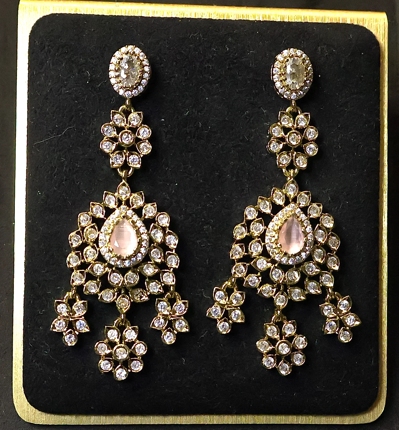 SEMI BRIDAL SET- BRAND NEW!!! - photo 3