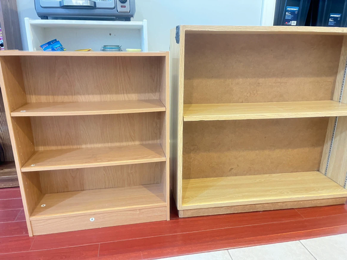 2 Wooden Bookcases - photo 2