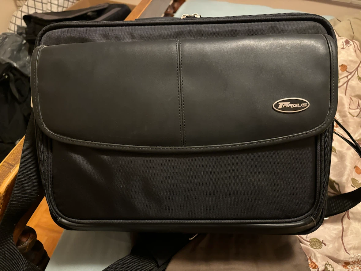 Targus Black Laptop Bag