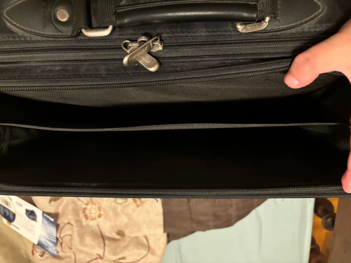 Targus Black Laptop Bag - photo 4