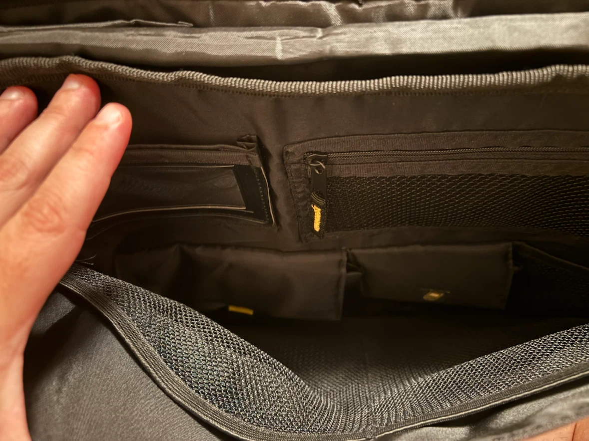 Targus Messenger laptop bag - photo 2