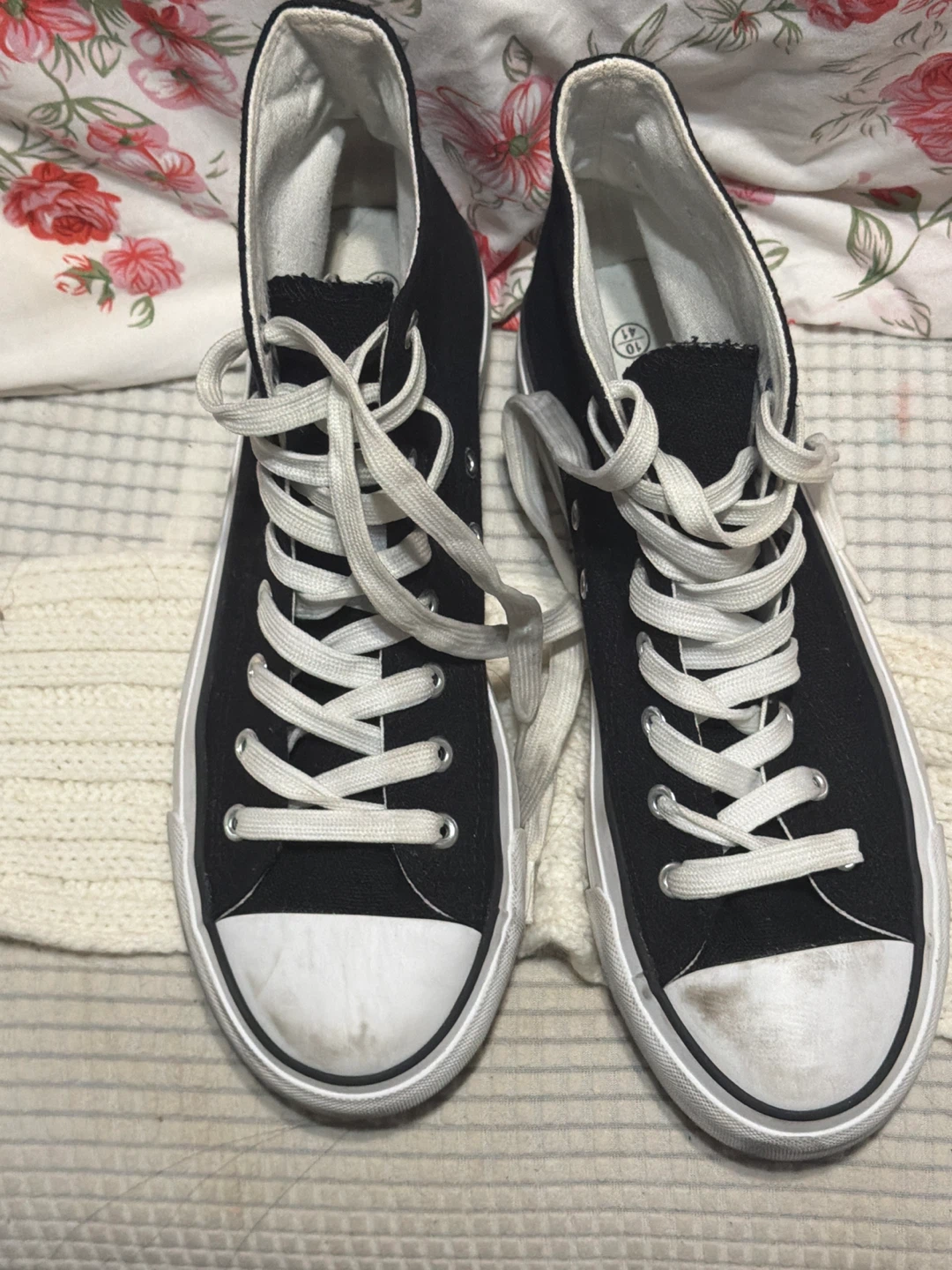 Black High-Top Canvas Sneakers