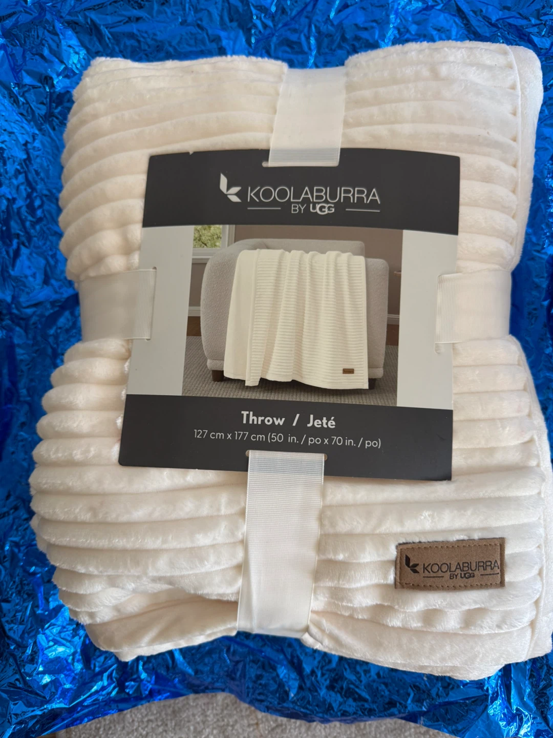 New ! white fleece Blanket 50" x 70"