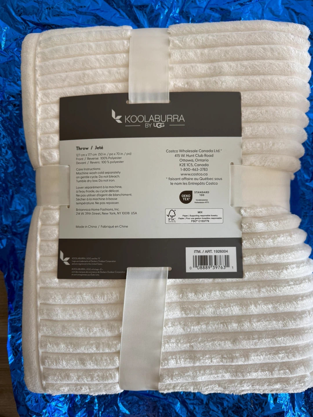 New ! white fleece Blanket 50" x 70" - photo 2