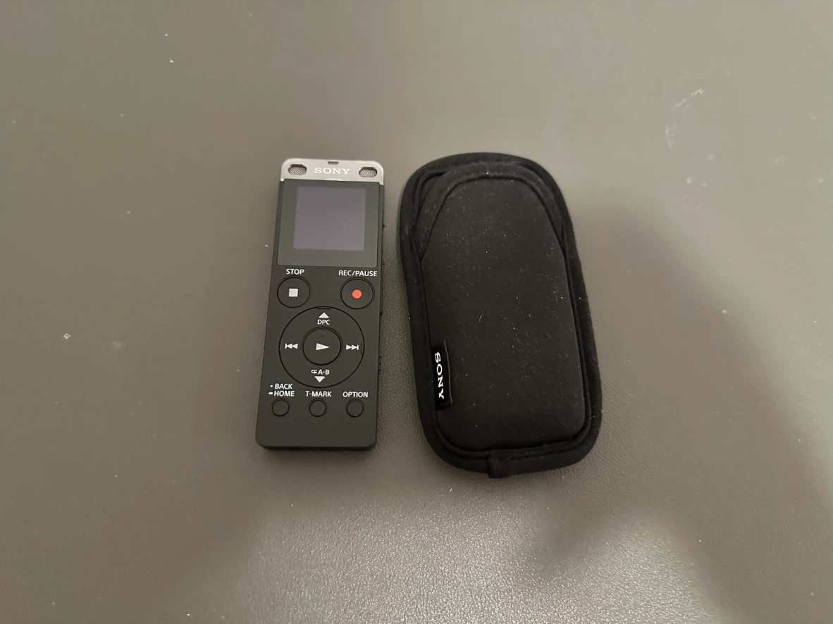 Moving sale - Sony ICD-UX560F Digital Voice Recorder