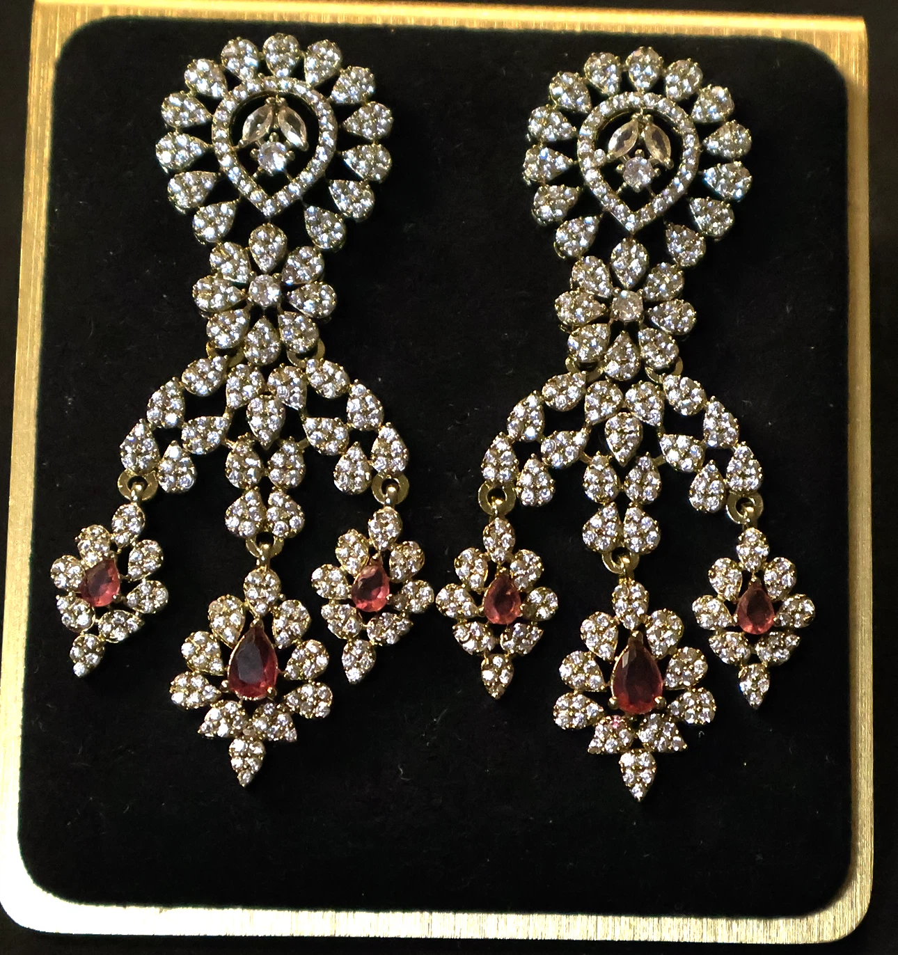 SEMI BRIDAL SET- BRAND NEW!!! - photo 3