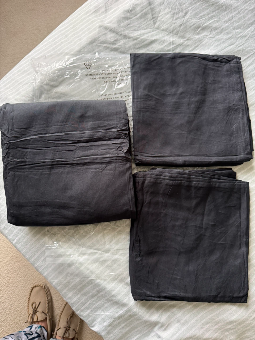 Dark blue Bed Sheet Set - 1 Fitted Sheet, 2 Pillowcases - photo 3