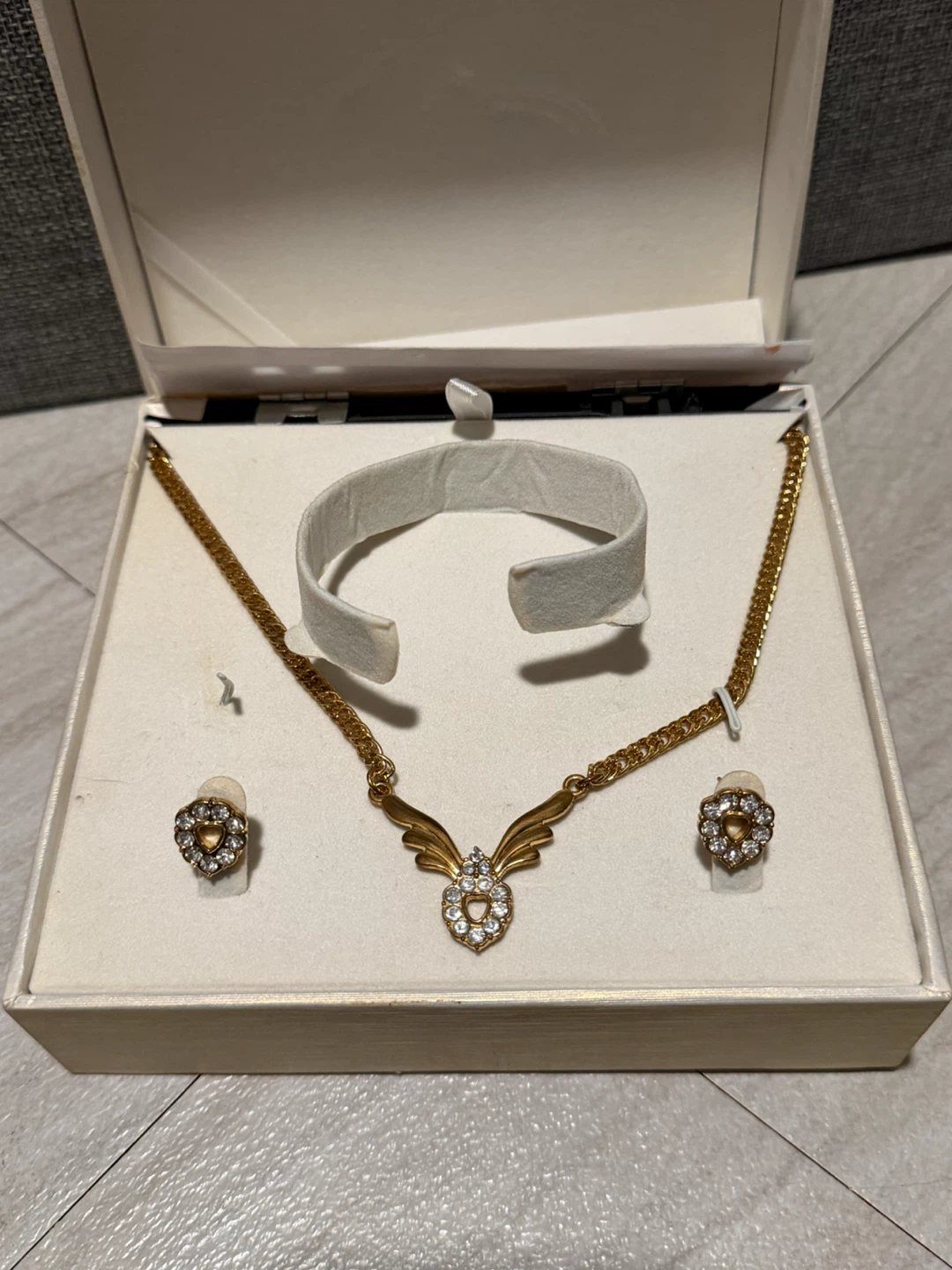 Gold Tone Necklace and Earring Set
