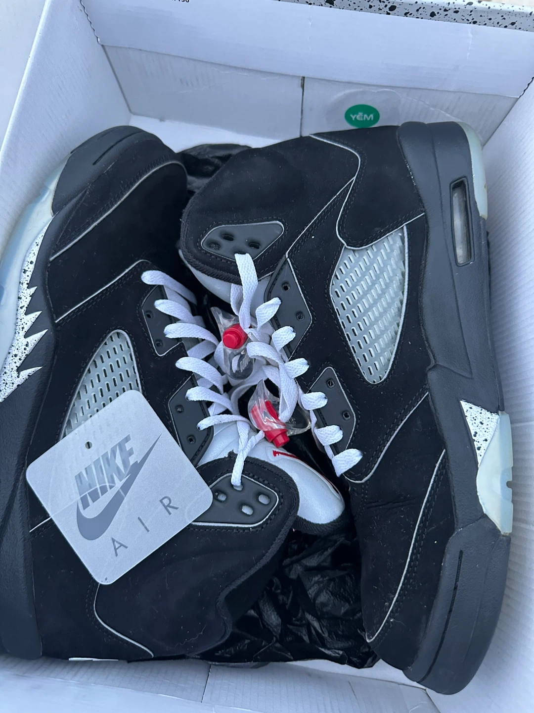 Jordan 5 Metallic Black