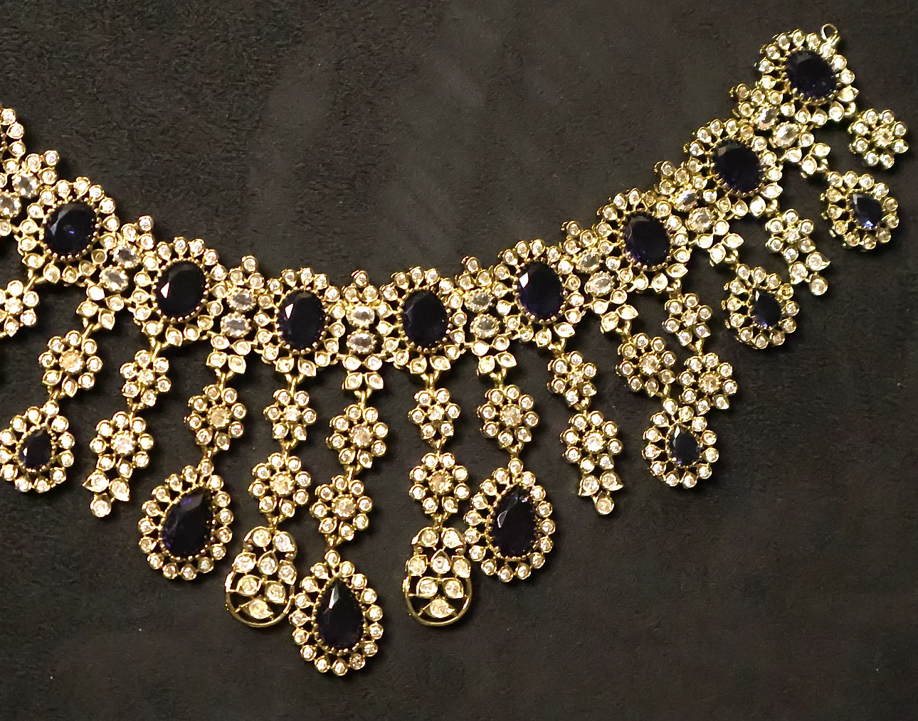 SEMI BRIDAL SET- BRAND NEW!!! - photo 2