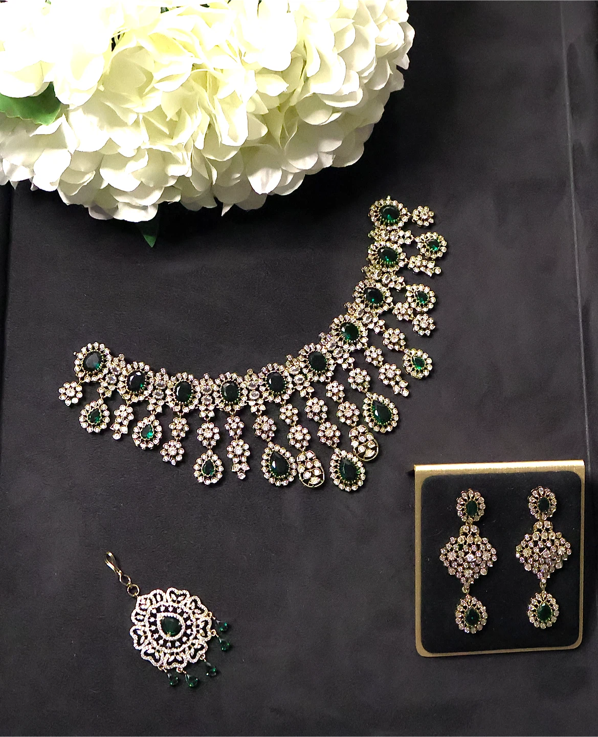 SEMI BRIDAL SET- BRAND NEW!!!