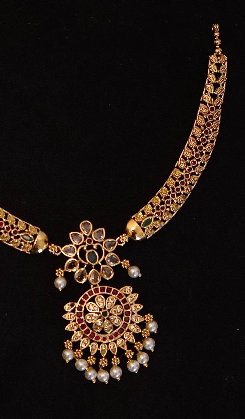 TEMPLE NECKLACE SET- BRAND NEW!!! - photo 2