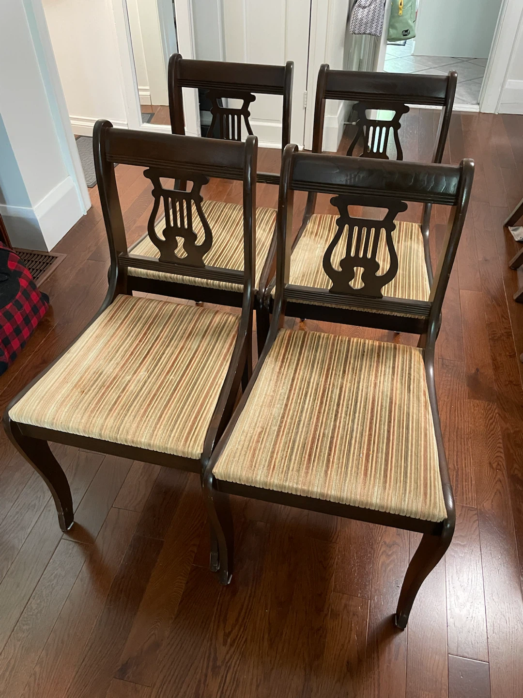 Wooden Dining Chairs x4