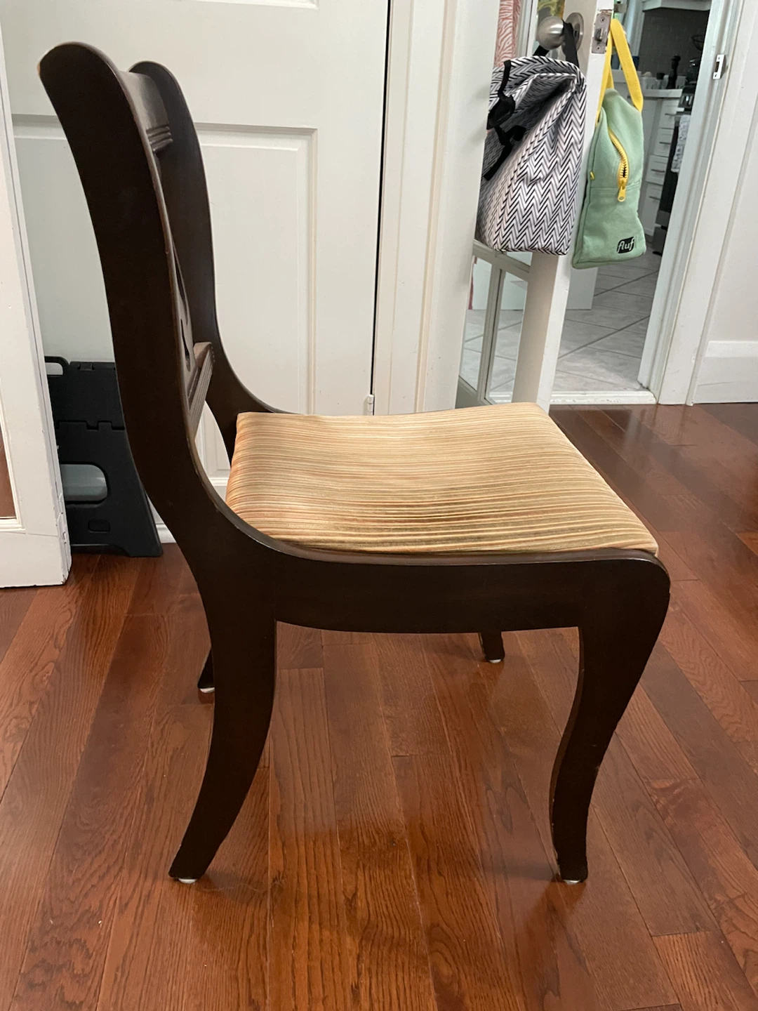 Wooden Dining Chairs x4 - photo 3