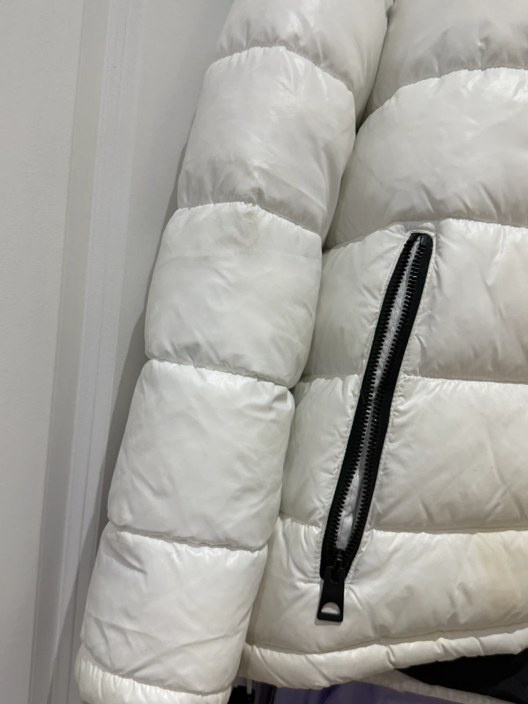White GUESS Puffer Jacket - photo 4