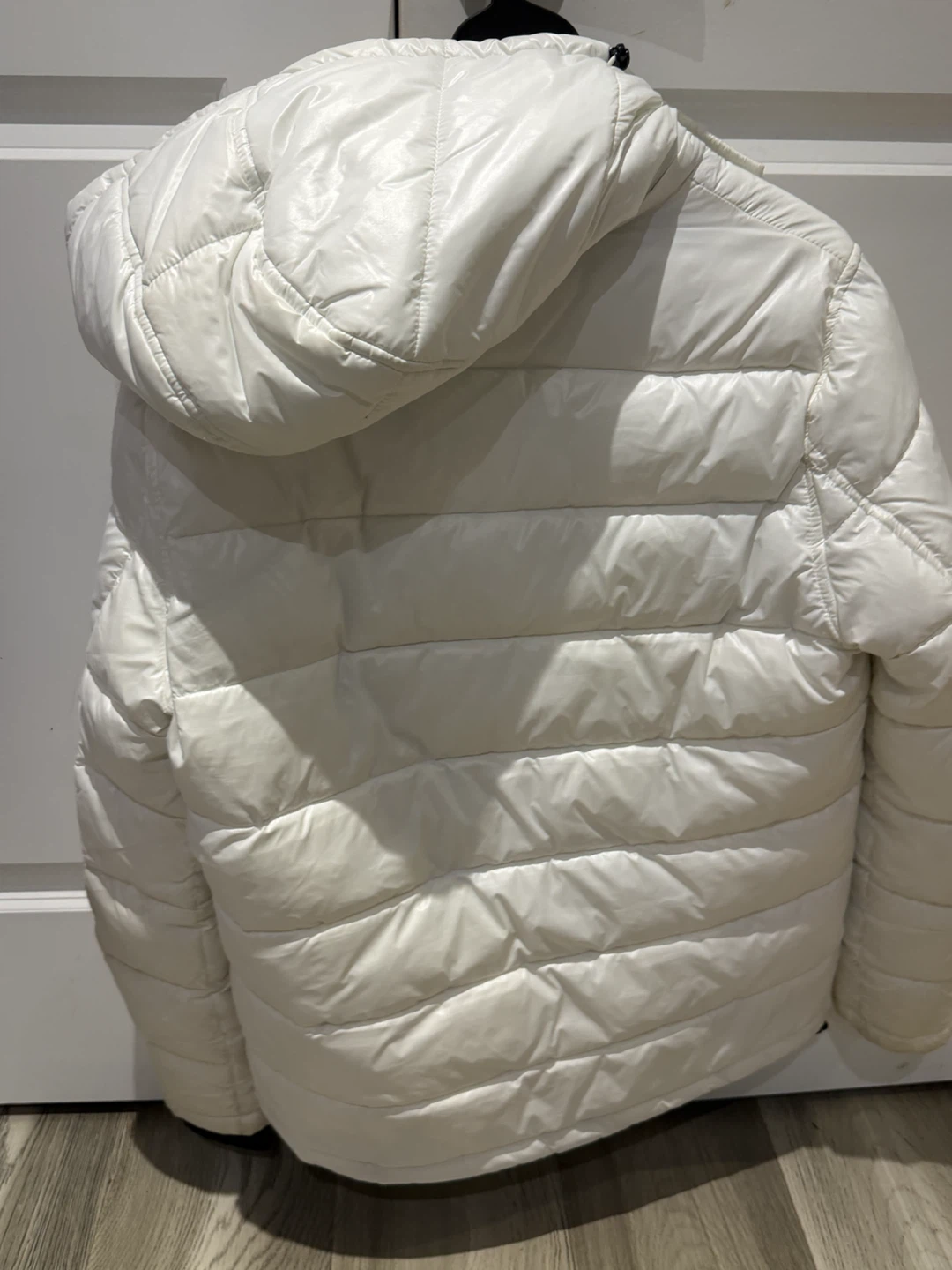 White GUESS Puffer Jacket - photo 5