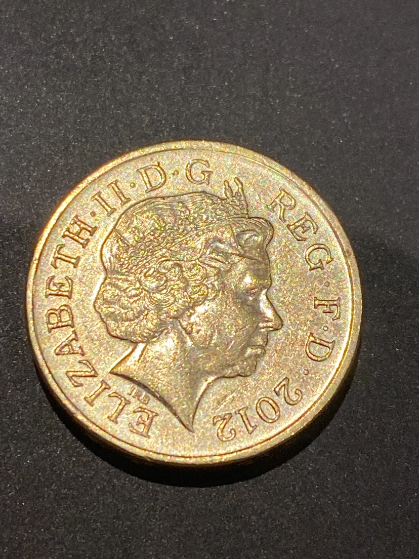 One Pound Coin - 2012 - photo 2